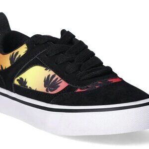 Airwalk Boys Genuine Leather Skate Shoes – Size EU 37.5 / US 5 – New Without Box